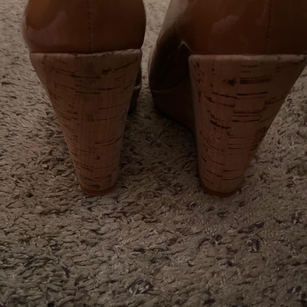 Vince Camuto 6.5 - Picture 4 of 5